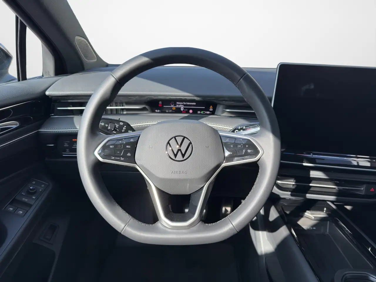 Volkswagen ID.7 9