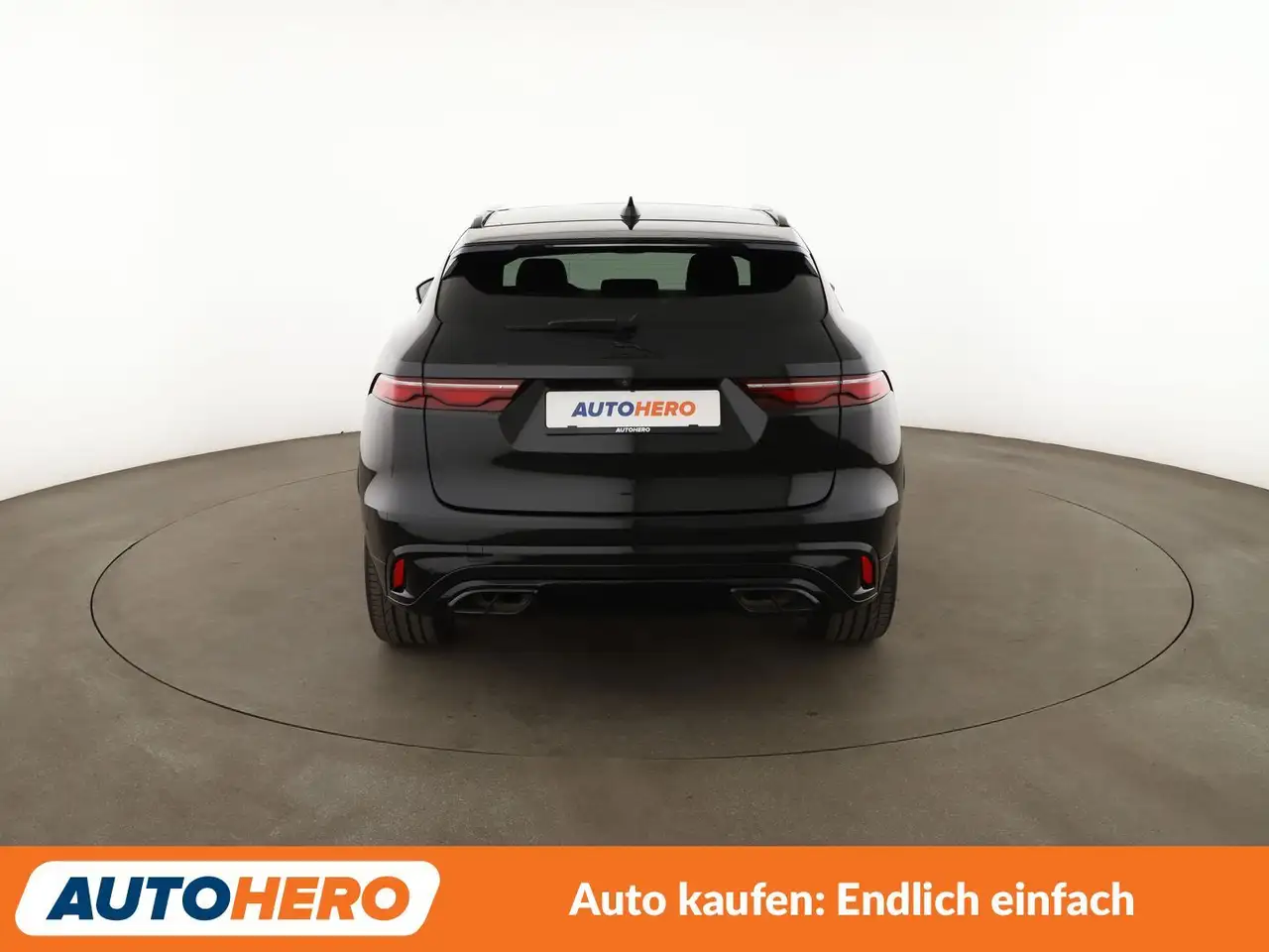 Jaguar F-Pace 5