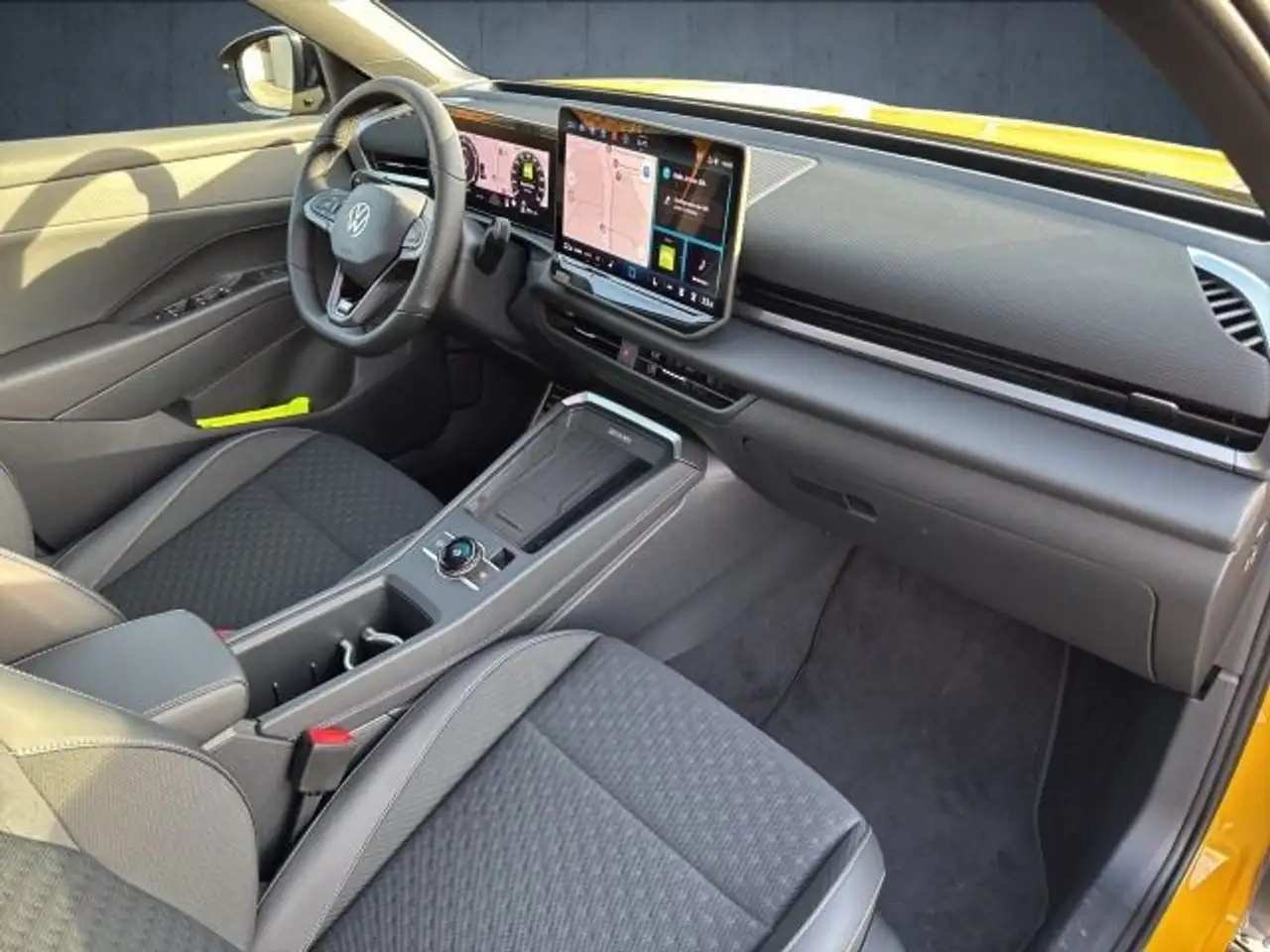 Volkswagen T-Roc 14