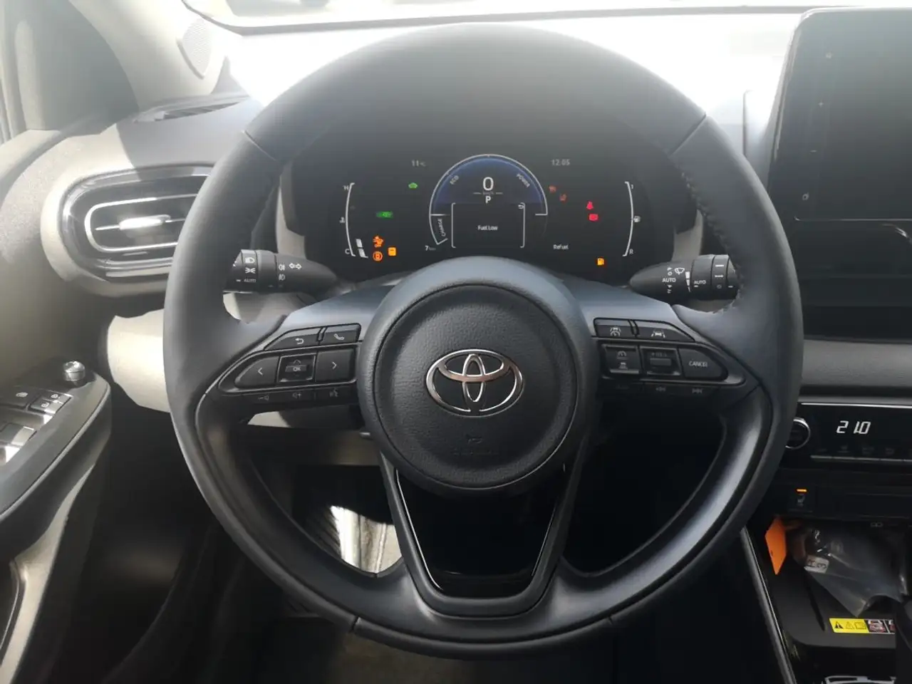 Toyota Yaris 10