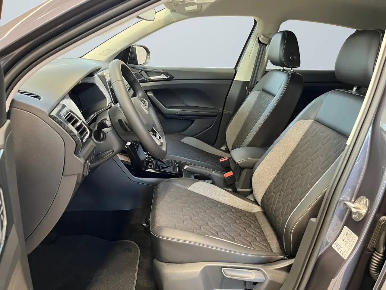 Volkswagen T-Cross 7