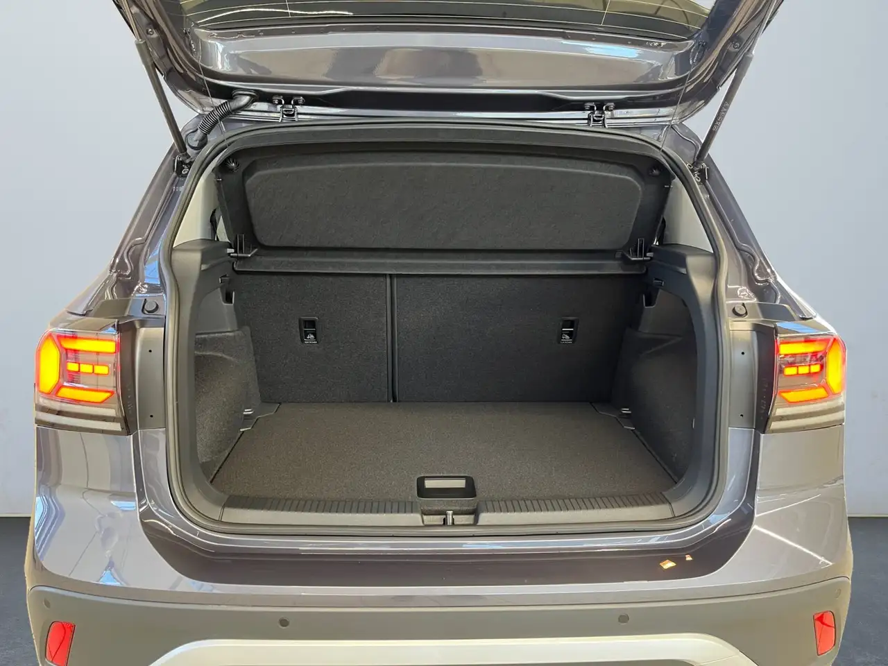 Volkswagen T-Cross 14