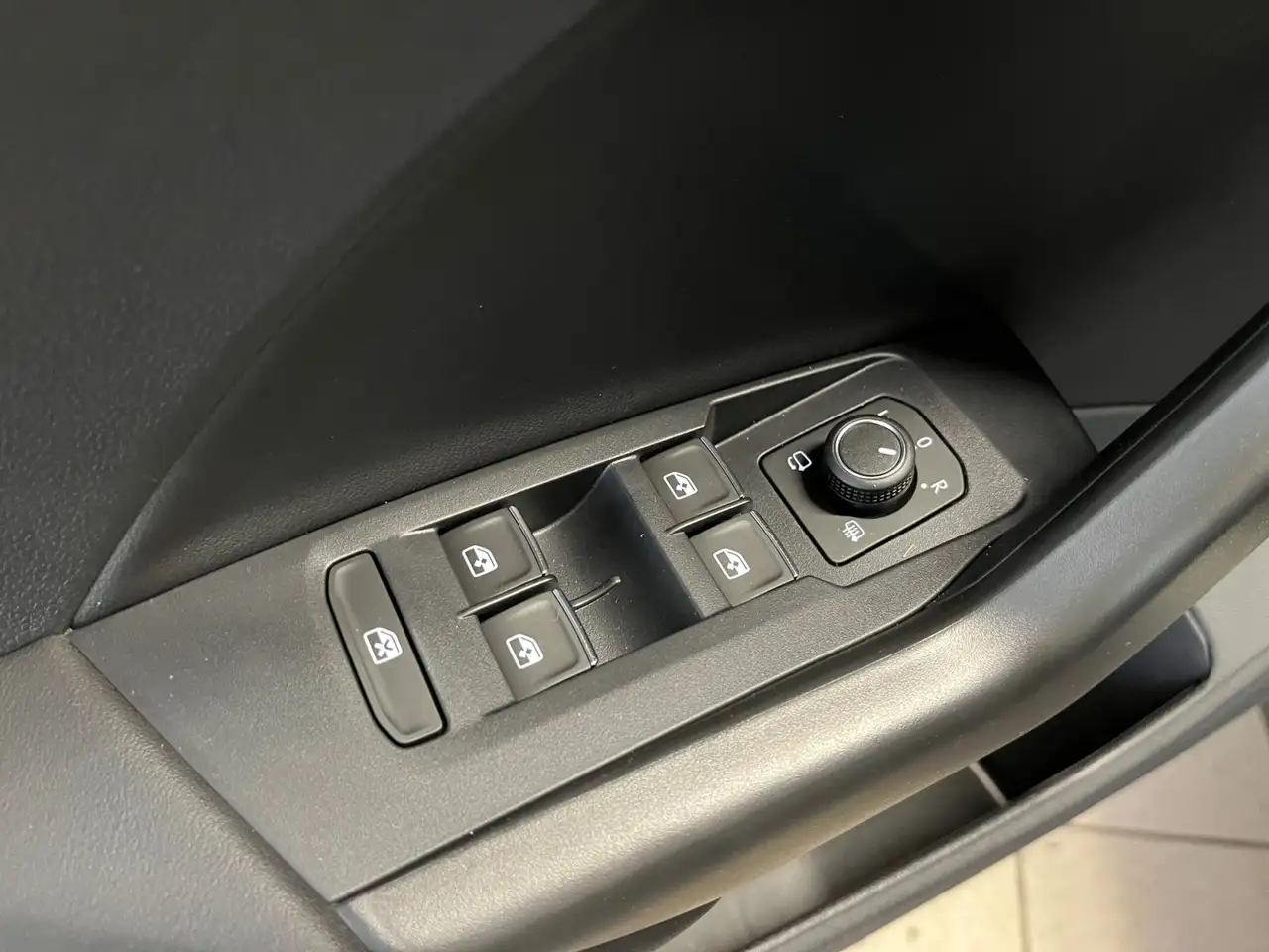 Volkswagen T-Cross 16