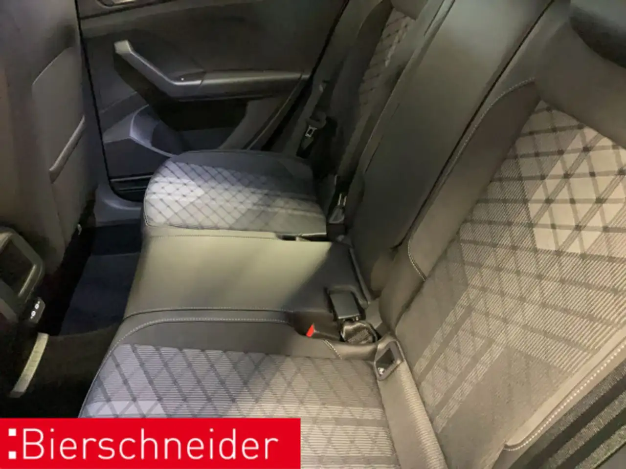 Volkswagen T-Cross 14