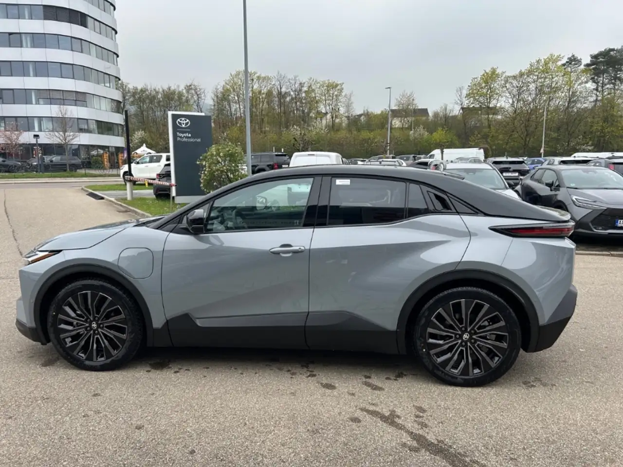 Toyota C-HR 6