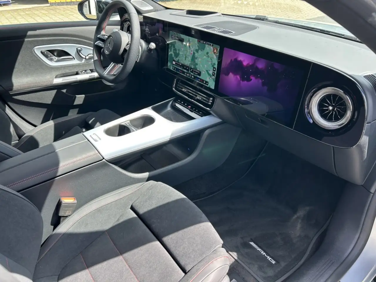 Mercedes-Benz CLA 250 6