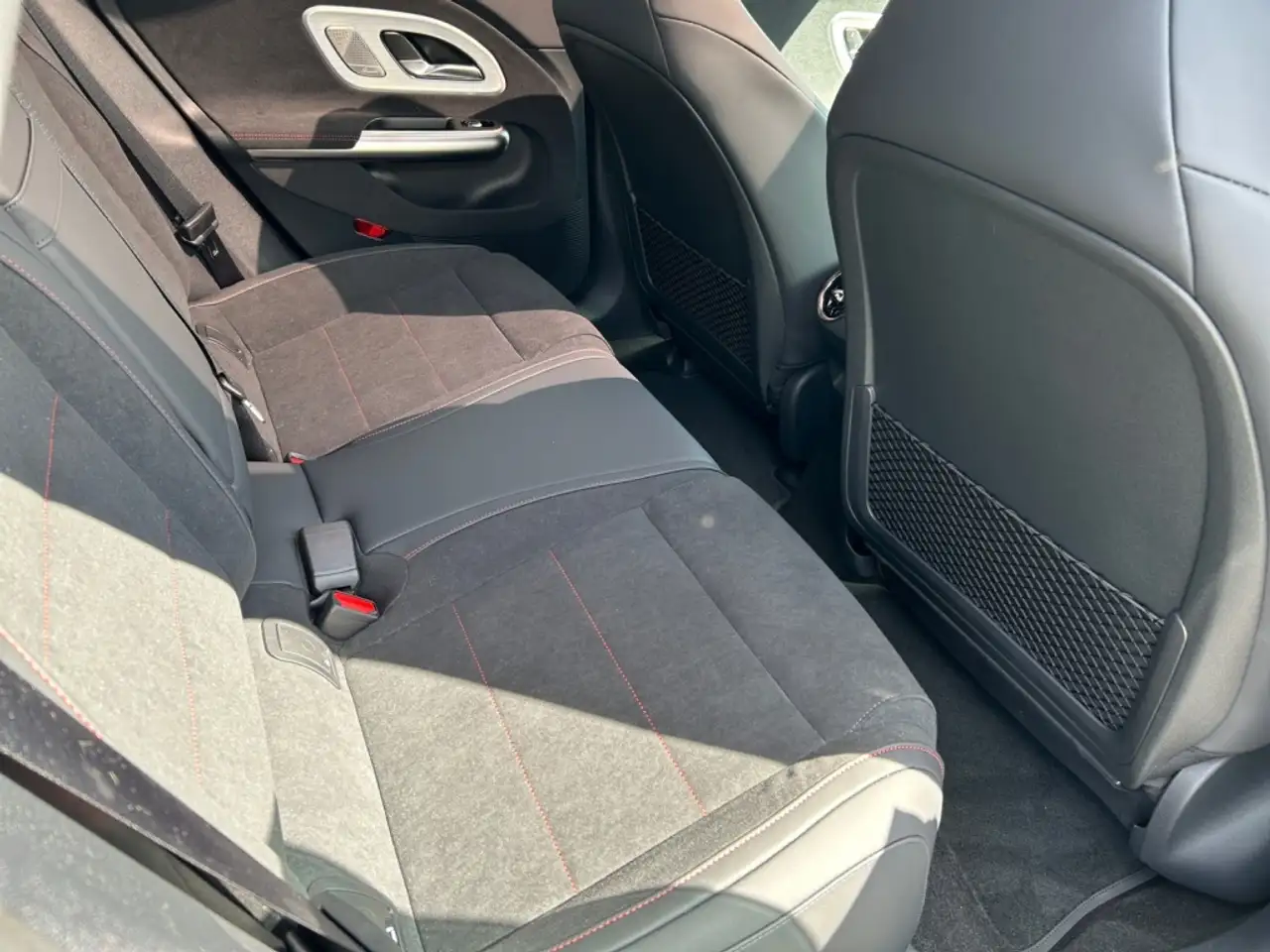 Mercedes-Benz CLA 250 13