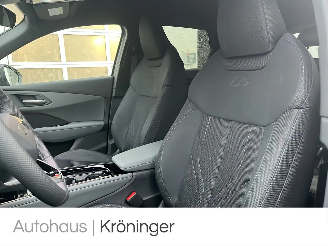 Audi Q3 16