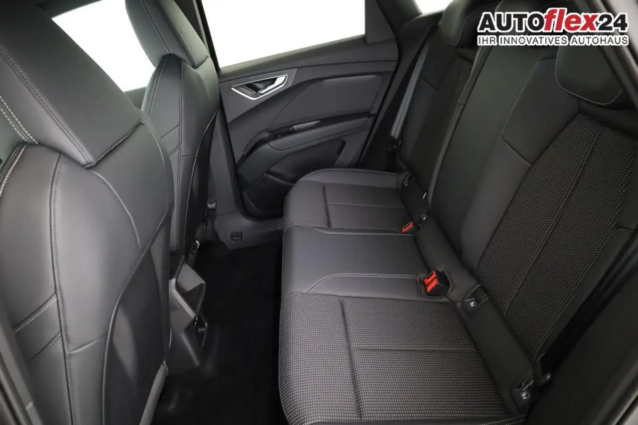 Audi Q4 13