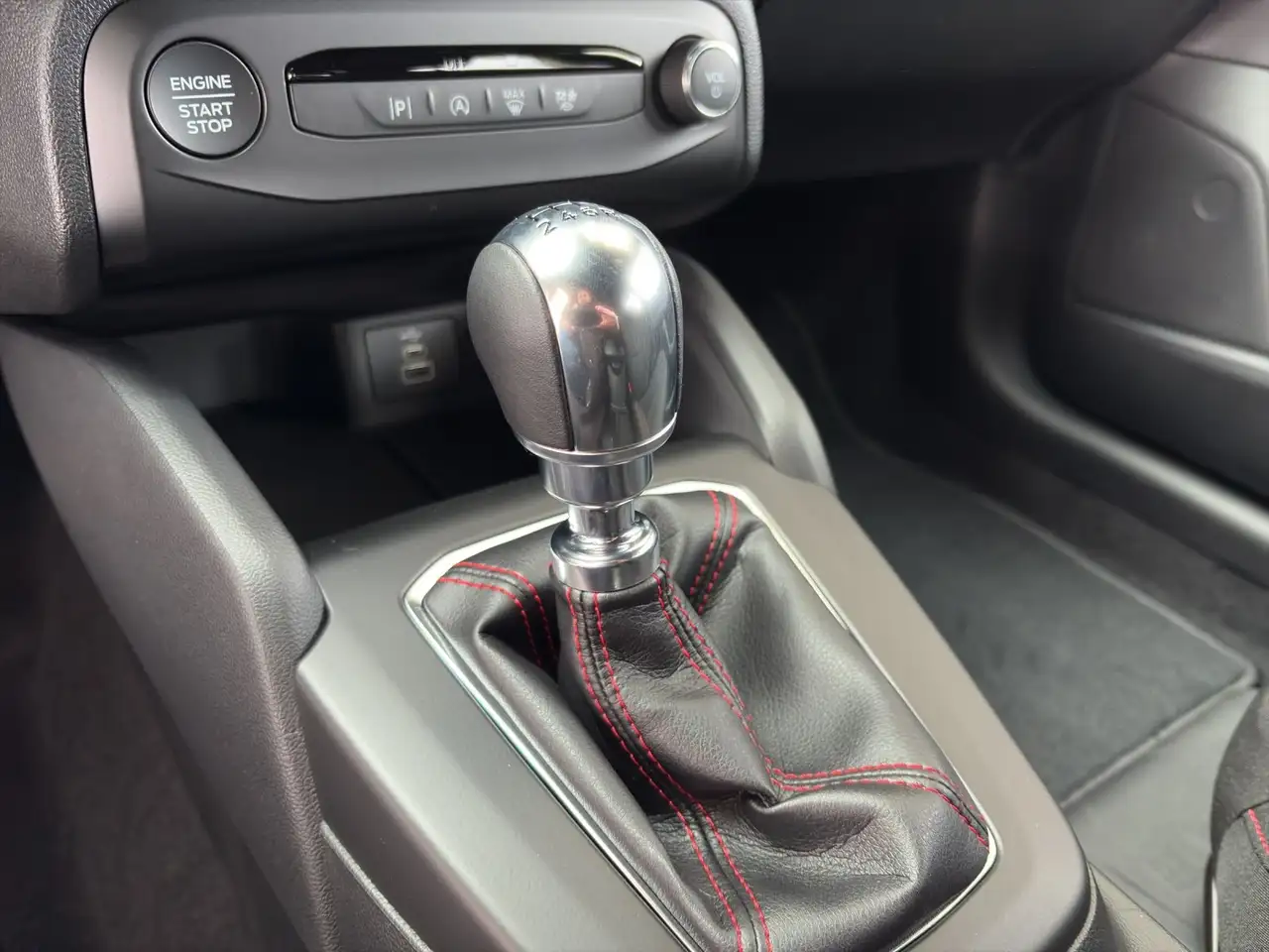 Ford Focus 10