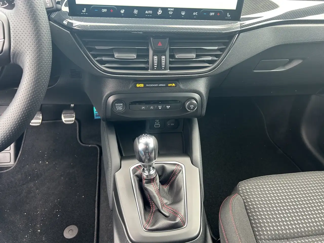 Ford Focus 11