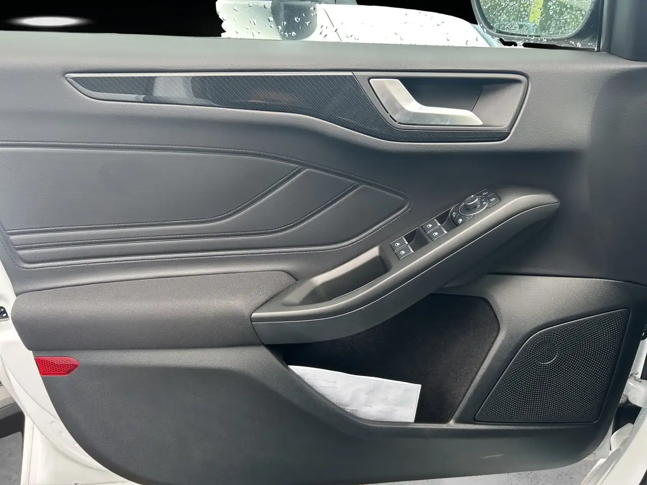 Ford Focus 13