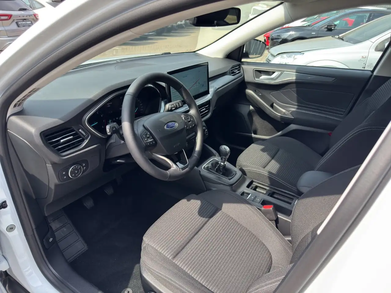 Ford Focus 16