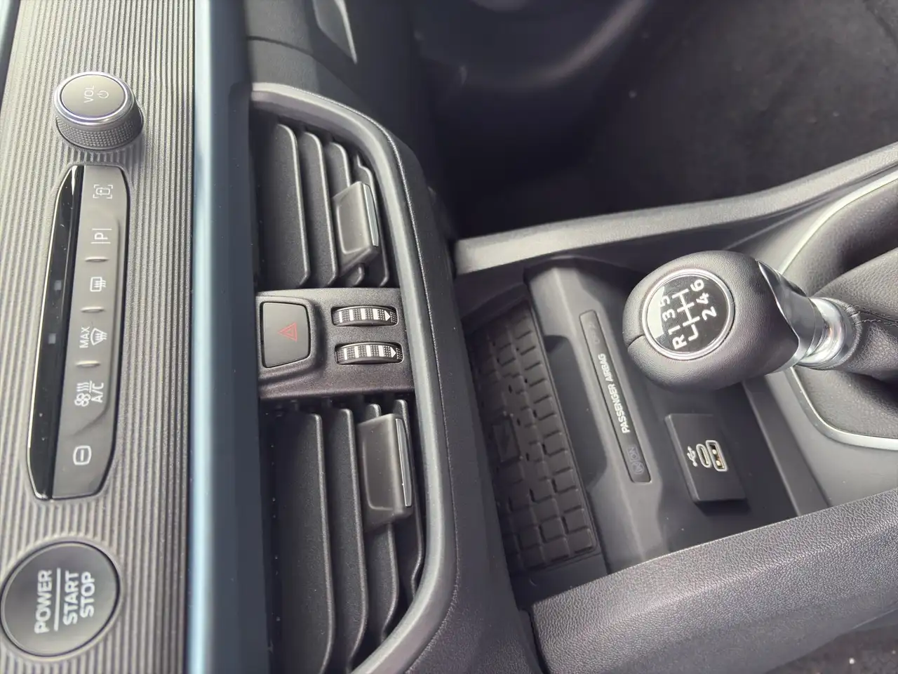 Ford Tourneo 11