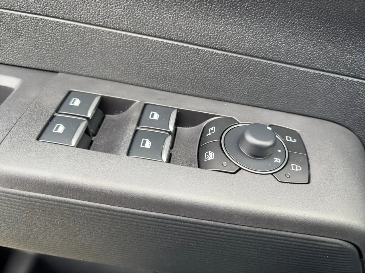 Ford Tourneo 12