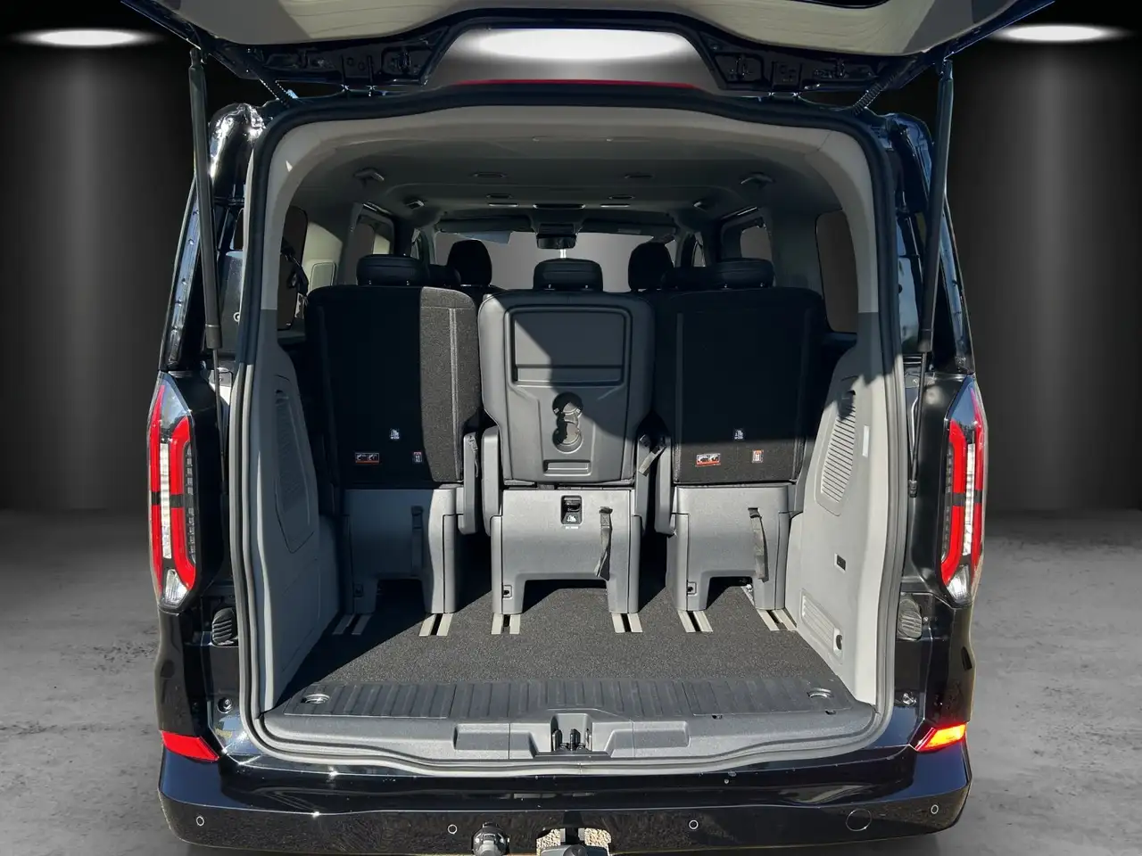 Ford Tourneo 7
