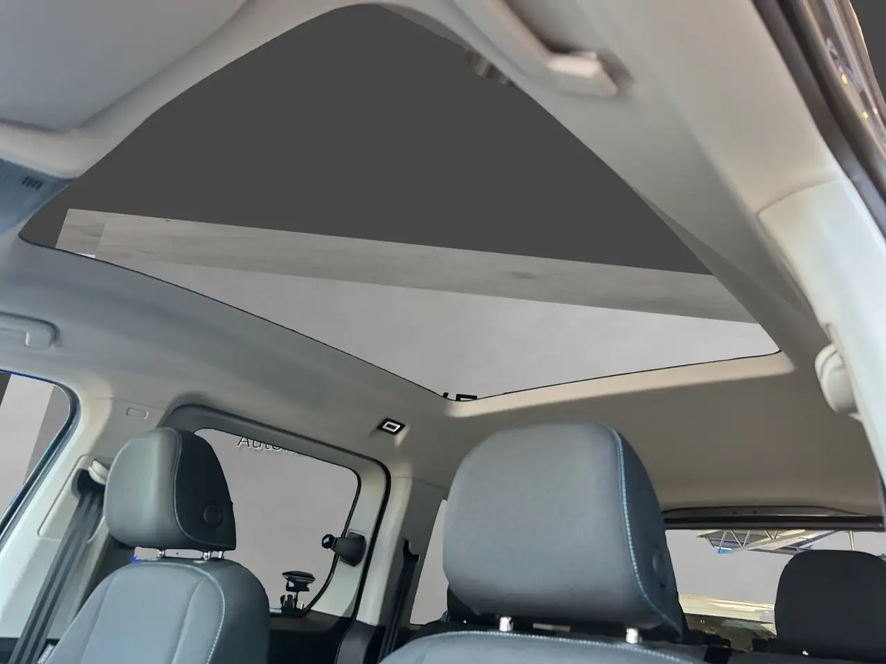 Ford Tourneo 13