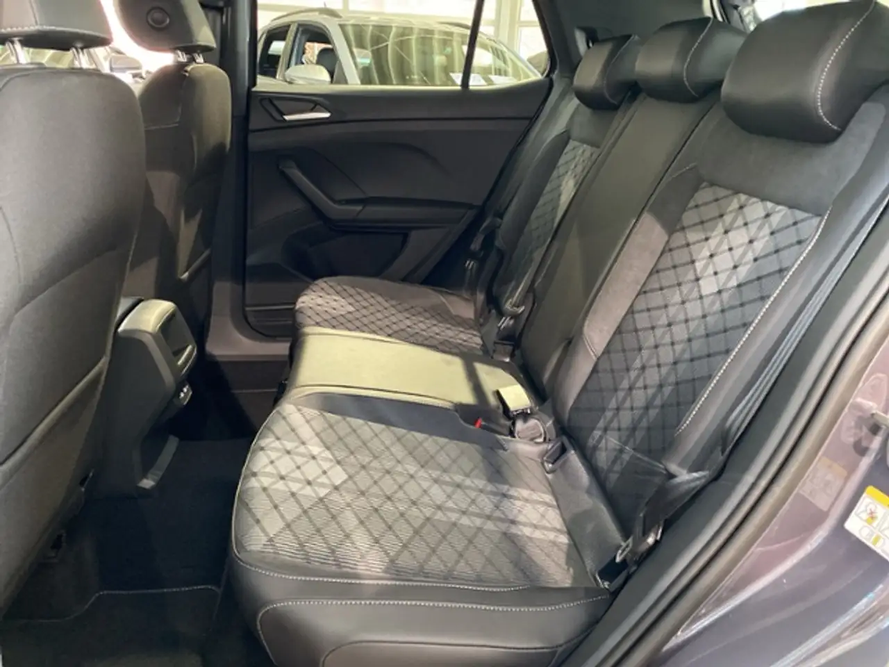 Volkswagen T-Cross 10