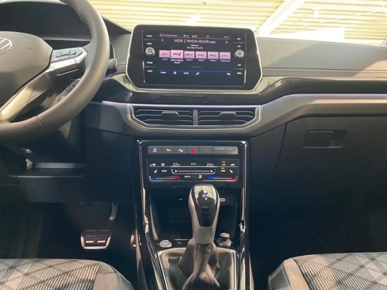 Volkswagen T-Cross 16