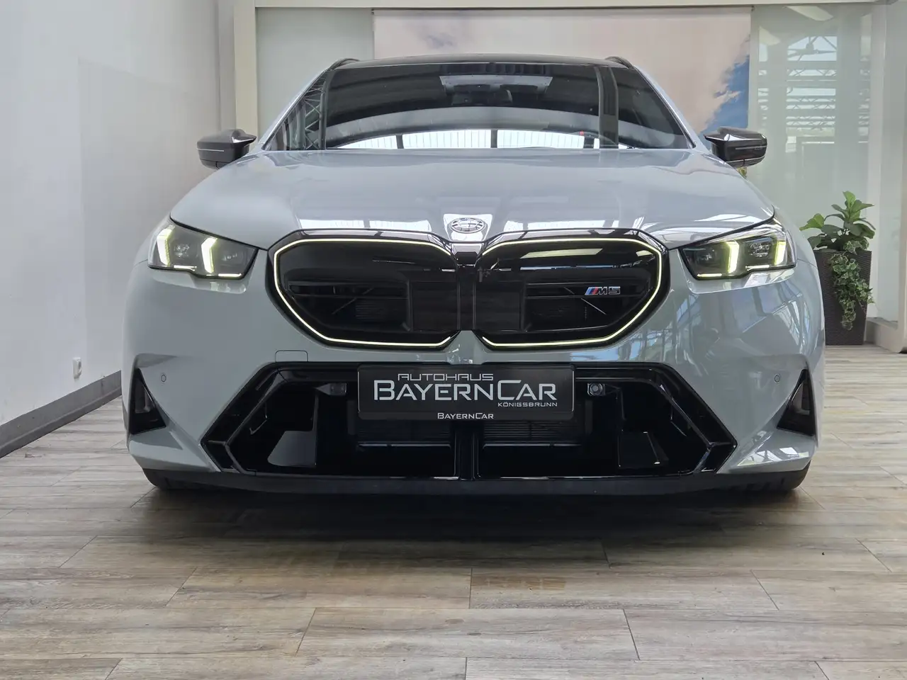 BMW M5 2
