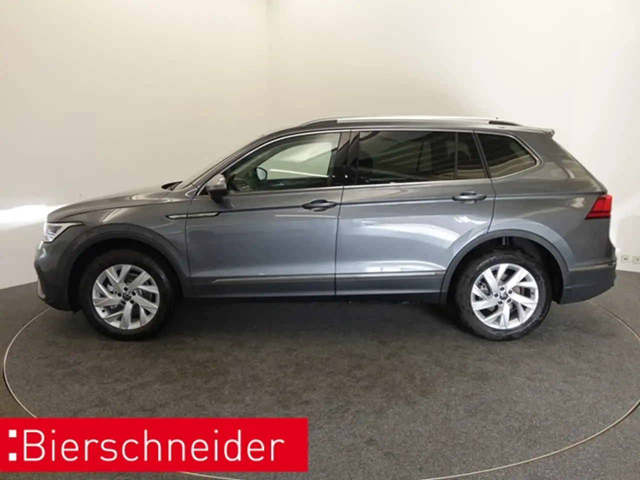 Volkswagen Tiguan 4