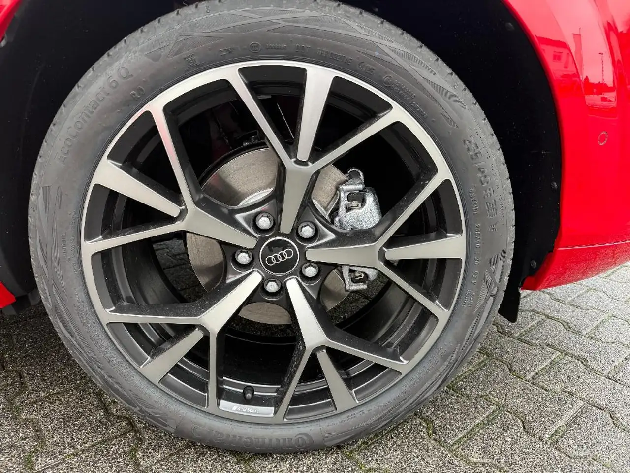Audi Q3 6