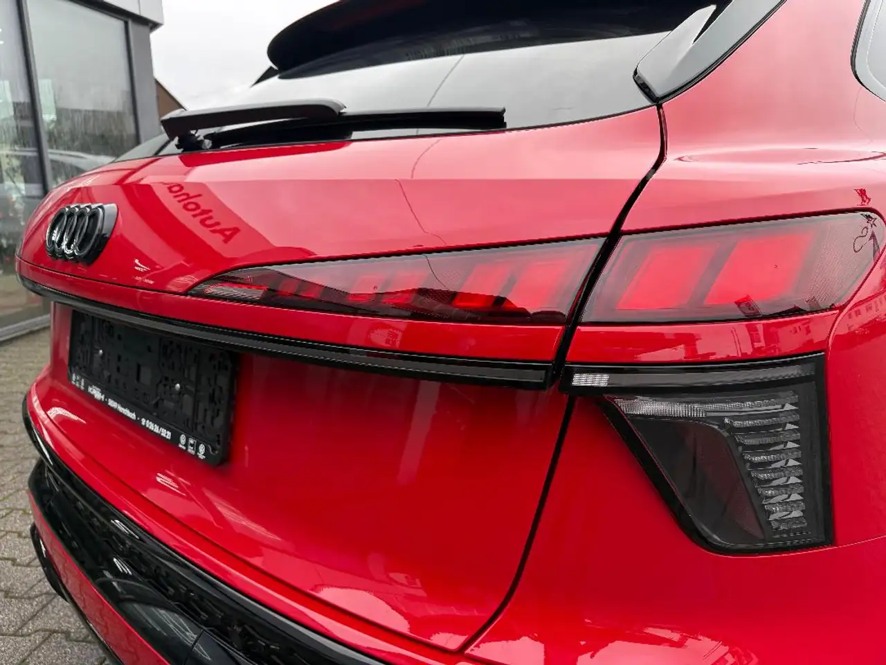 Audi Q3 9