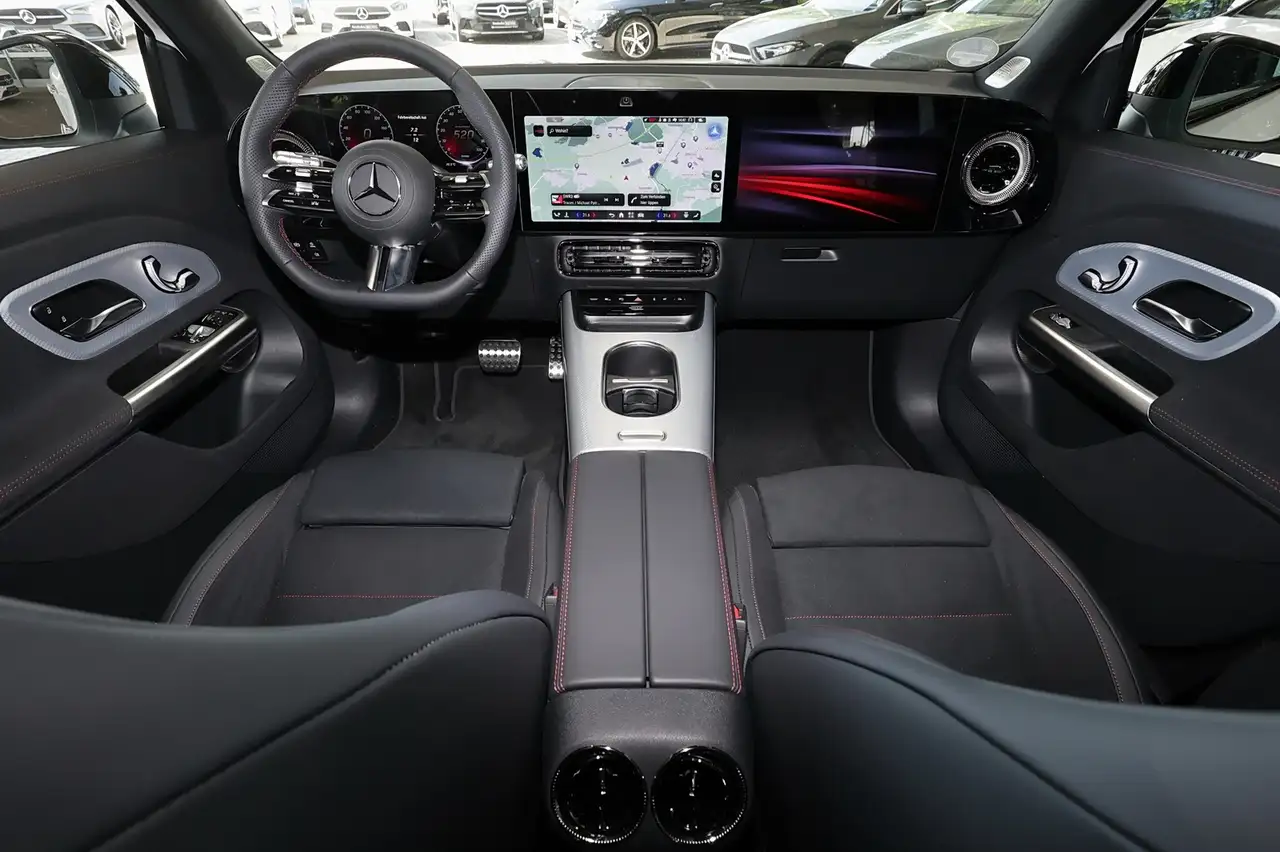 Mercedes-Benz GLB 250 5