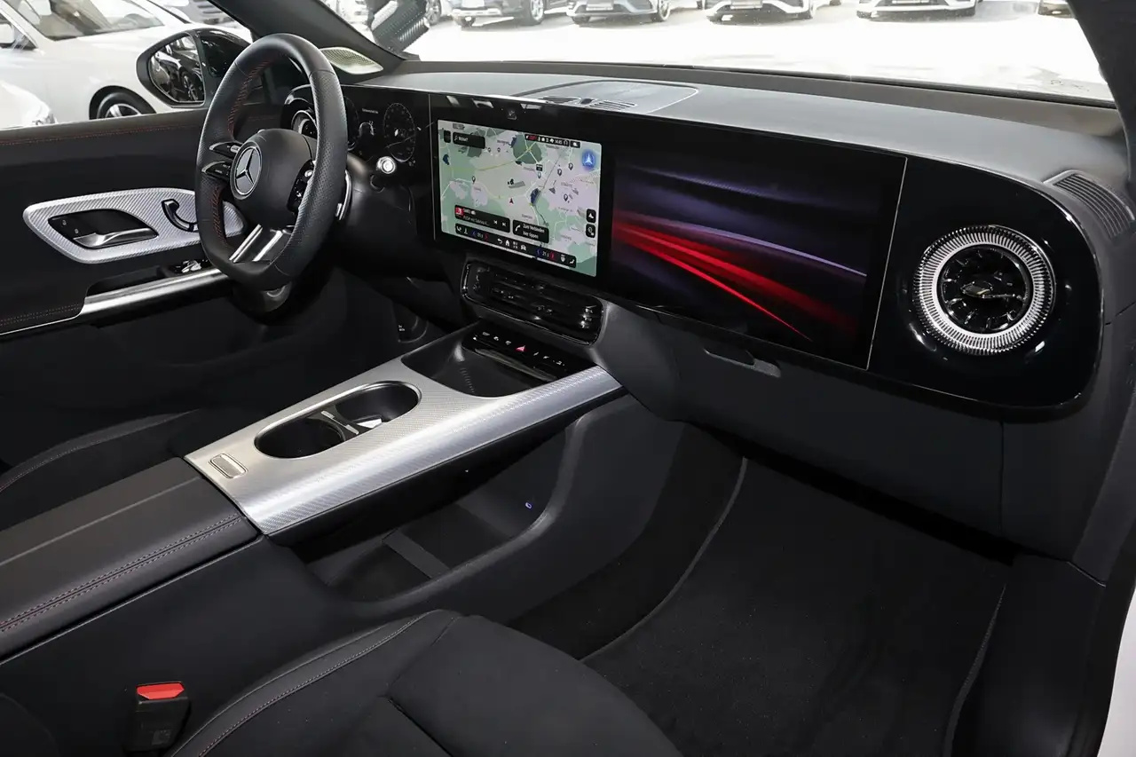 Mercedes-Benz GLB 250 8