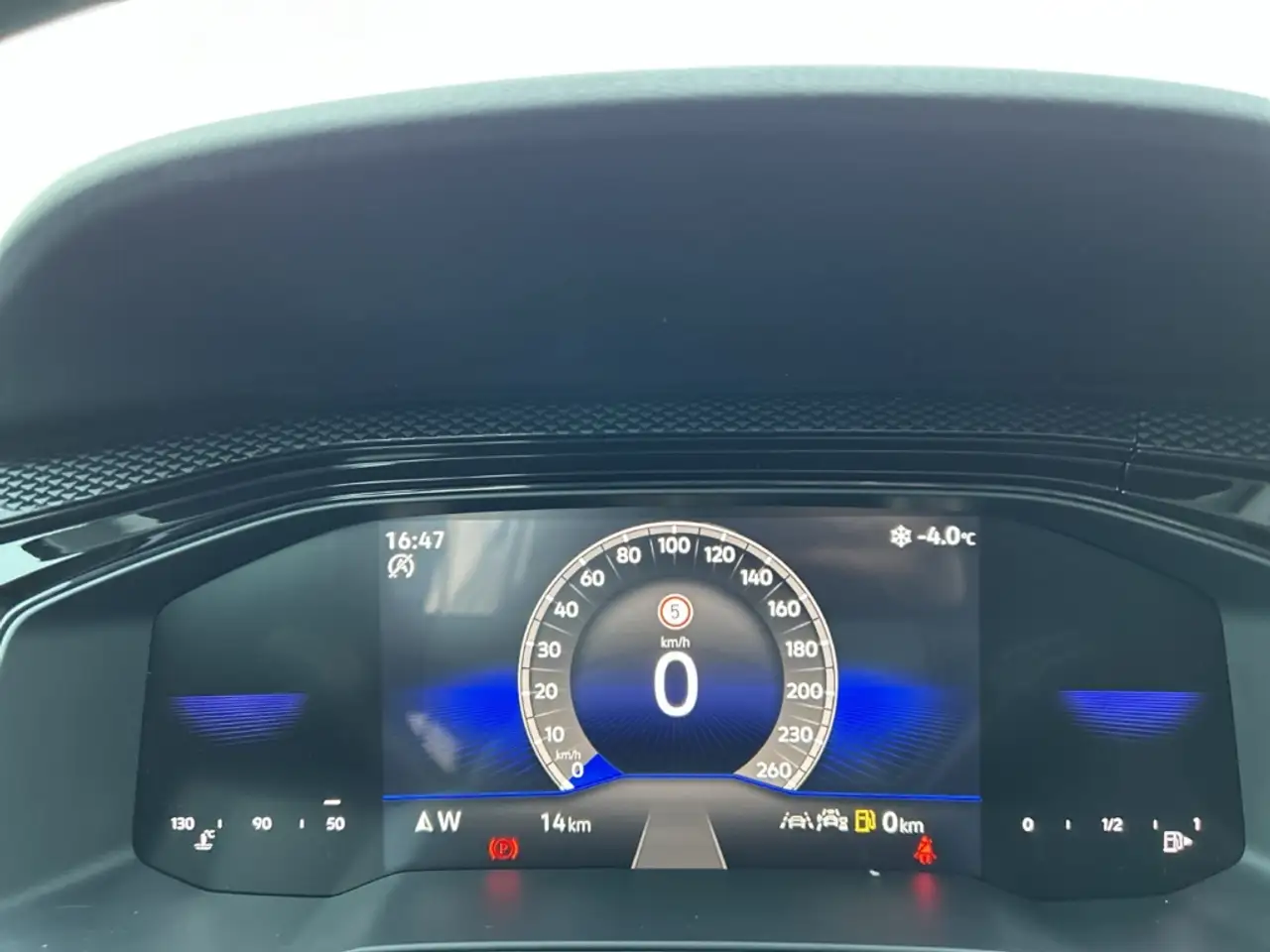 Volkswagen Polo VI 15