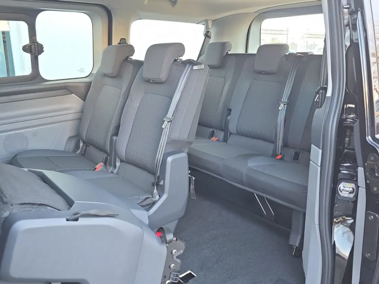 Ford Transit 16
