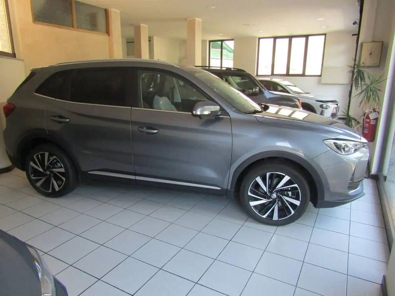 MG ZS ZS 4