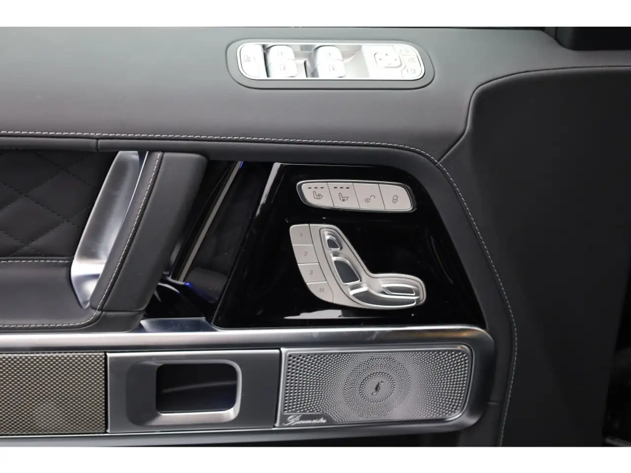 Mercedes-Benz G 580 12