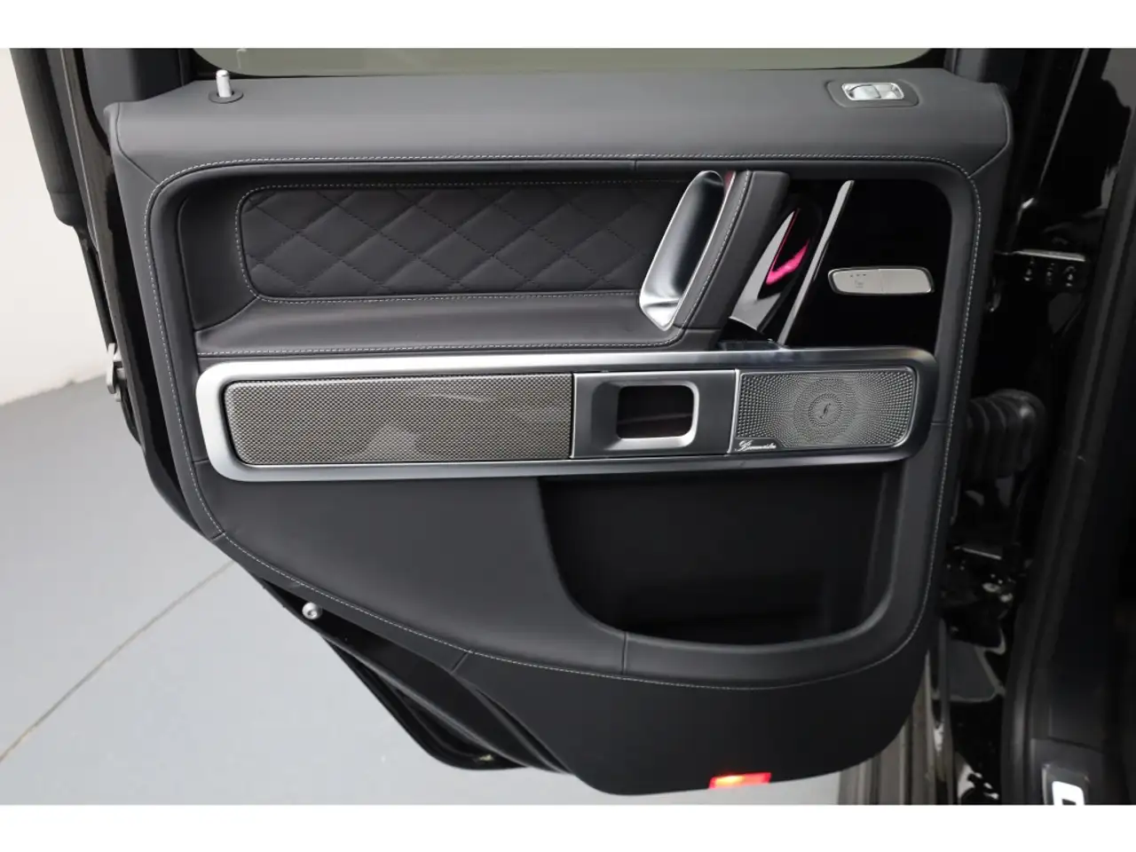 Mercedes-Benz G 580 14