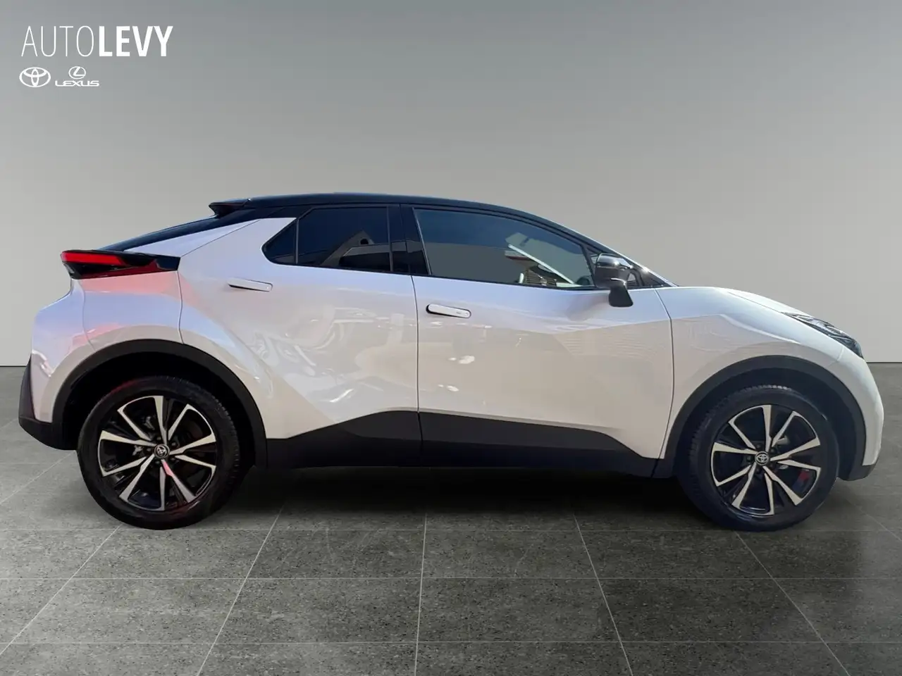 Toyota C-HR 7