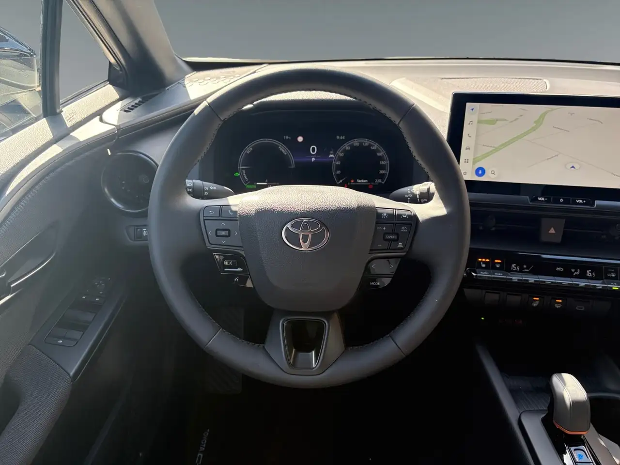 Toyota C-HR 13