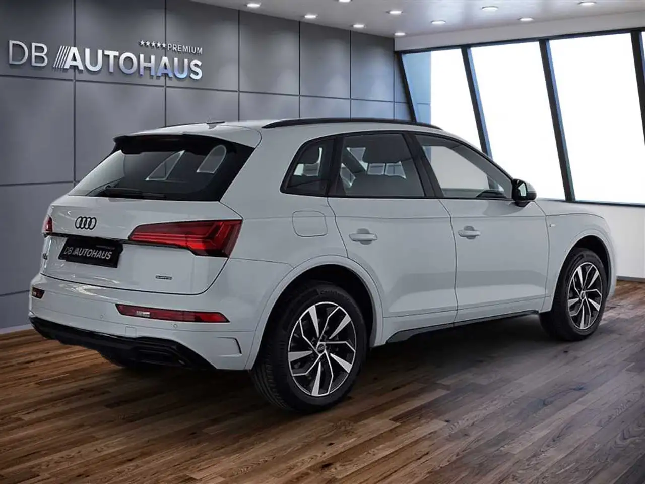 Audi Q5 4