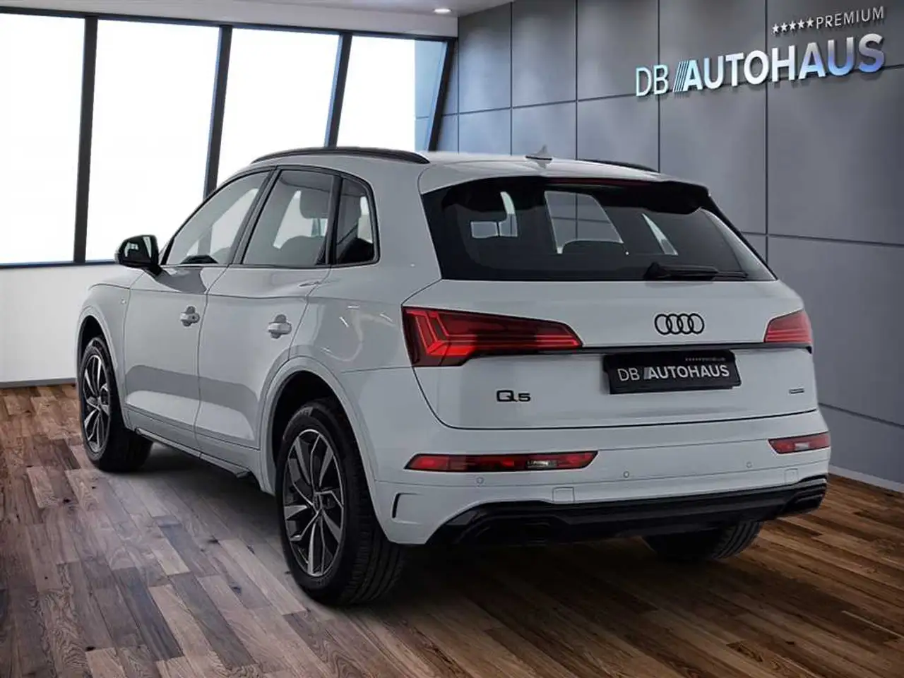 Audi Q5 6