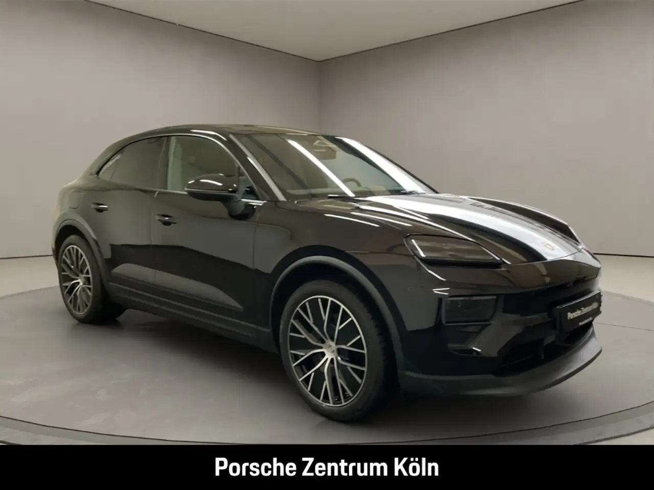Porsche Macan 4 7