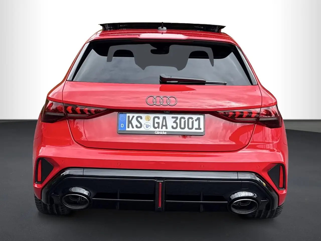 Audi RS3 4