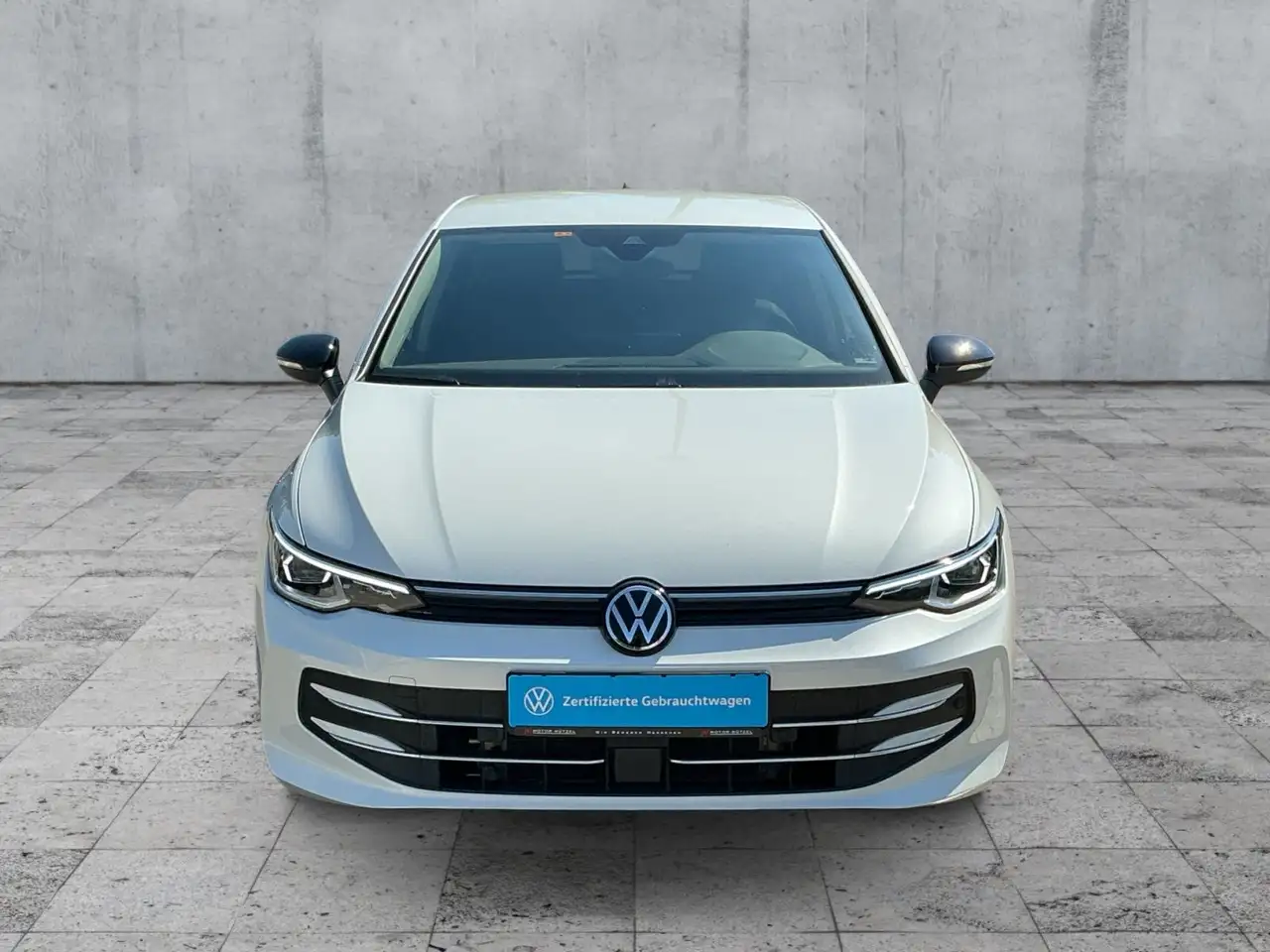 Volkswagen Golf VIII 3