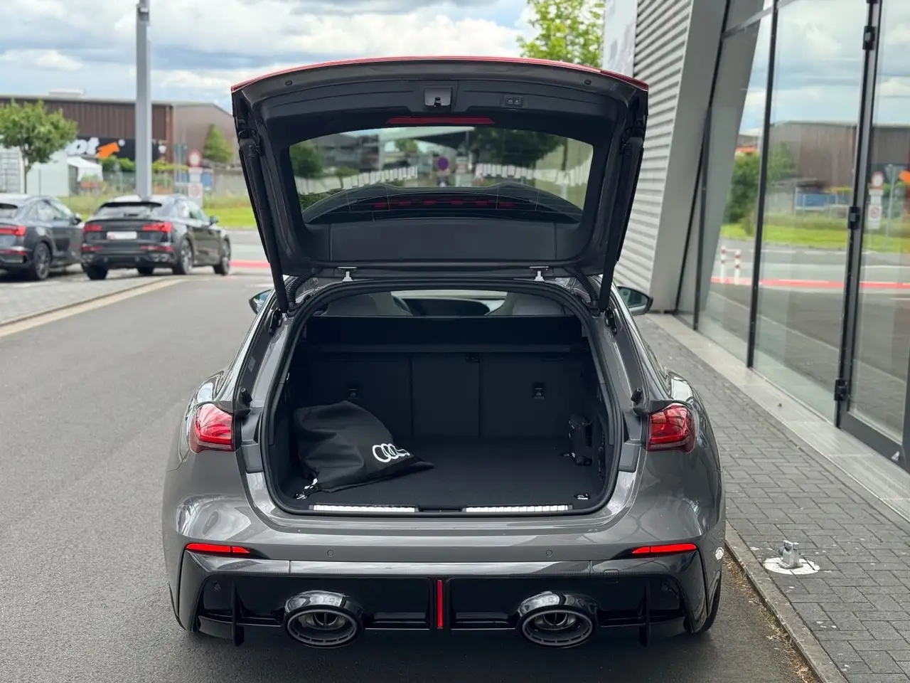Audi RS5 7