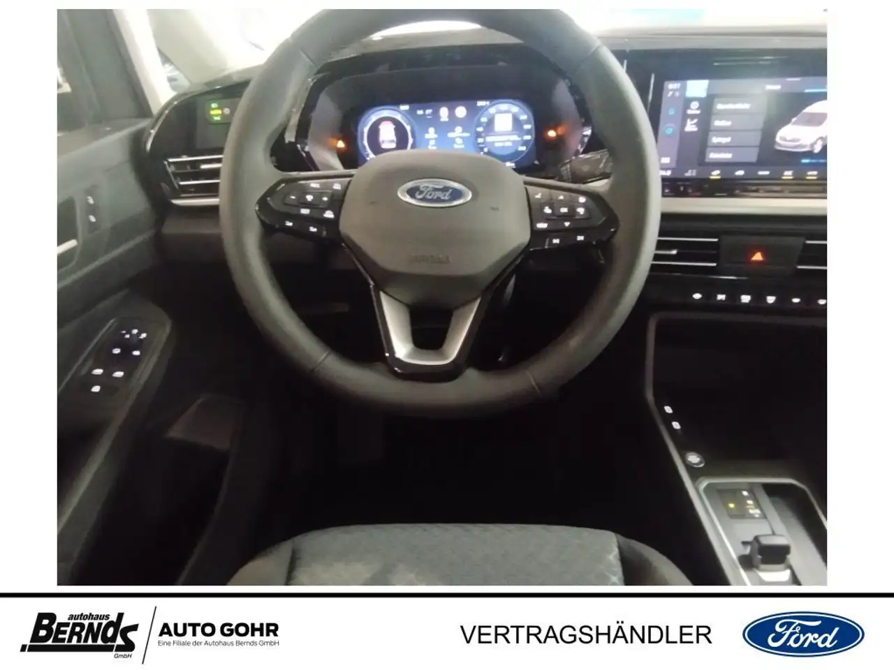 Ford Tourneo 8