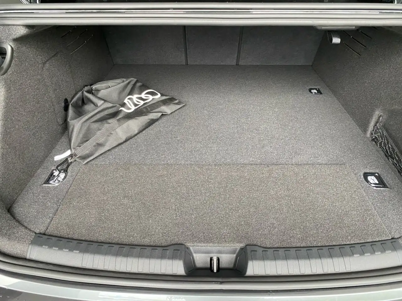 Audi A6 13
