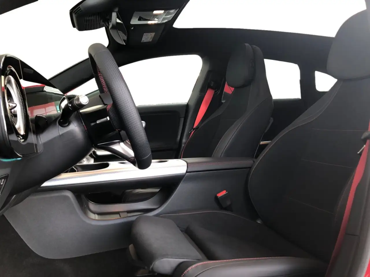 Mercedes-Benz CLA 350 6