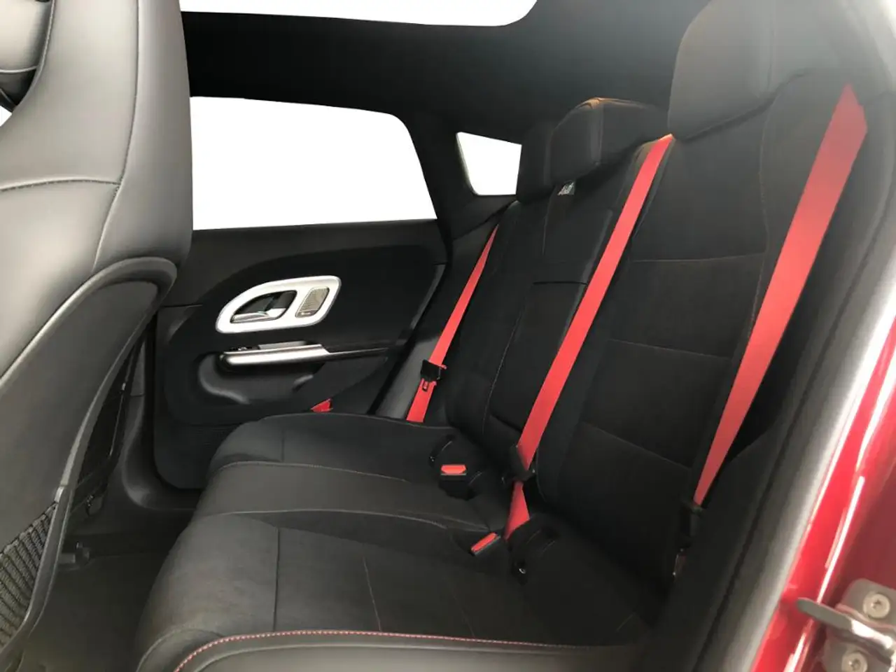 Mercedes-Benz CLA 350 8