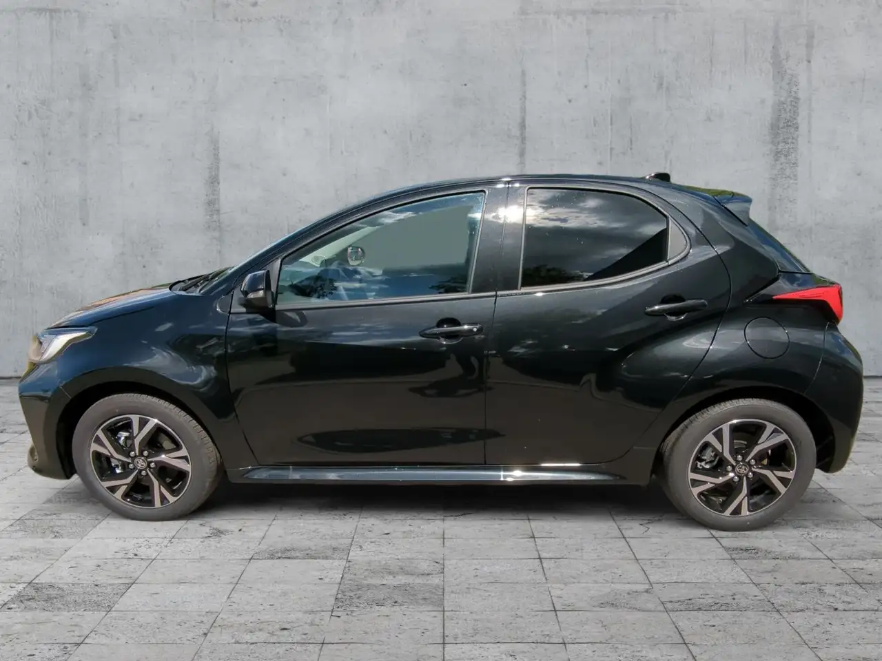 Toyota Yaris 4