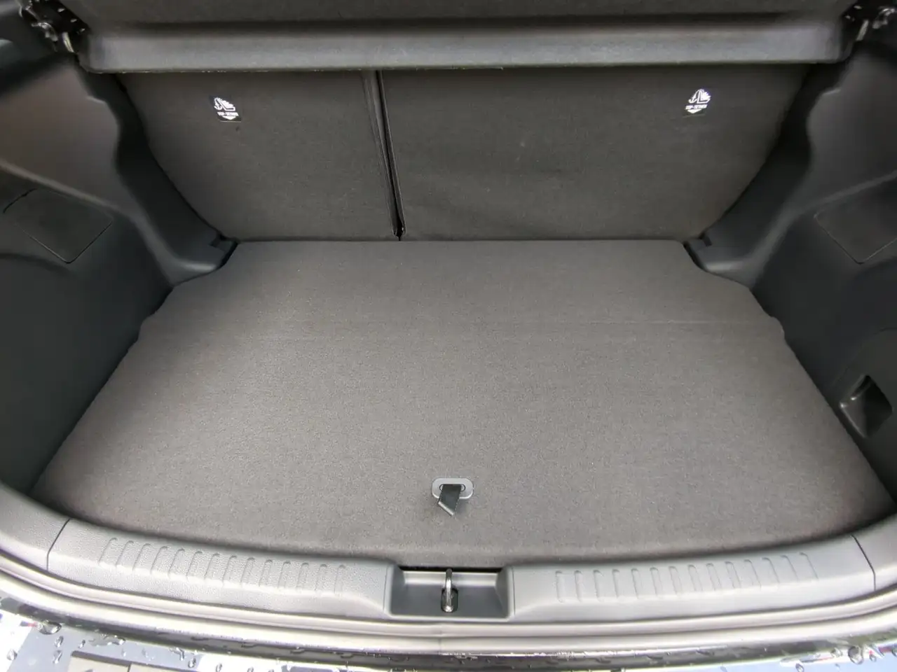Toyota Yaris 14