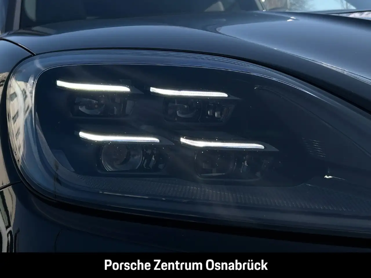 Porsche Cayenne 8