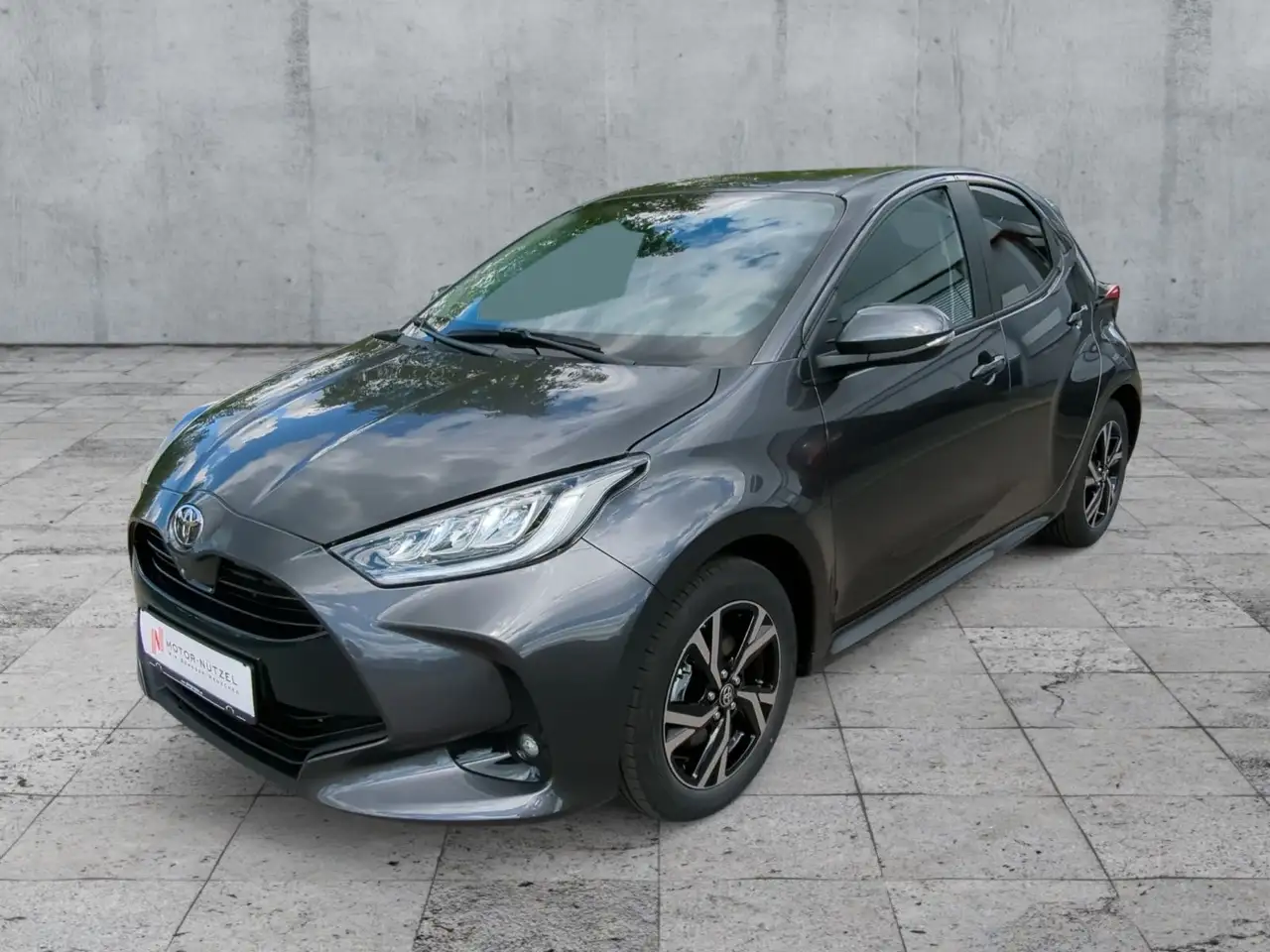 Toyota Yaris 2